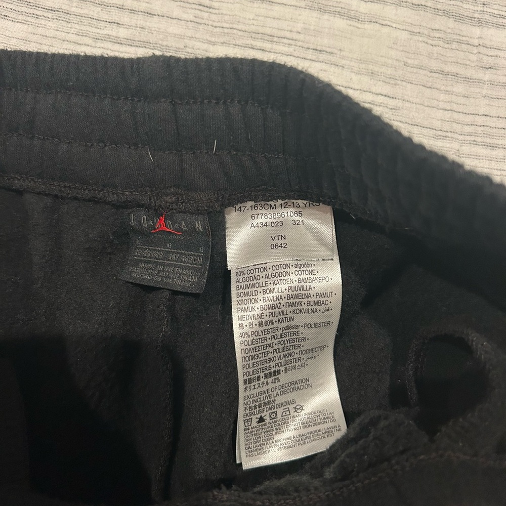 Nike Jordan Kids Black and Red Joggers - Picture 4 of 4